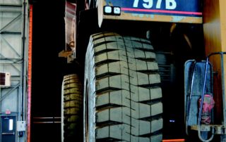 RR1500 Tough Rubber Door with Big Wheel Construction Equipment