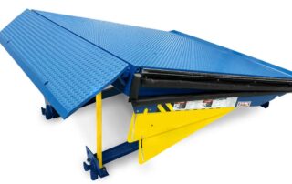 Blue Giant Hydraulic Dock Leveler