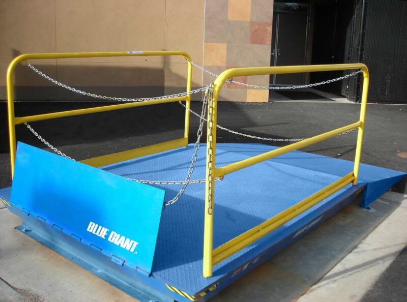 Blue Giant LoMaster Stationary Dock Lift Table Lowered Ground Level