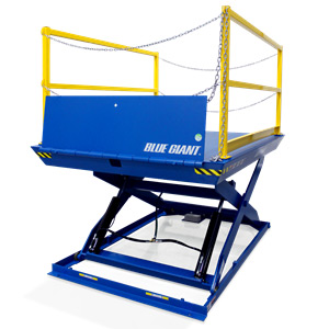 dock lift table with guardrail