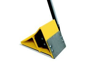 interlock wheel chock blue giant side