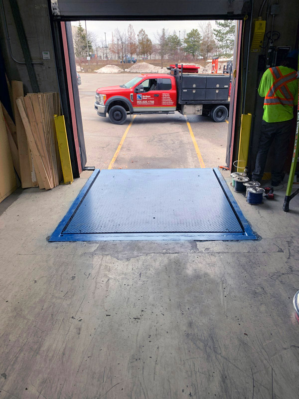 Blue Giant Hydraulic Dock Levelers heavy northern dock systems truck
