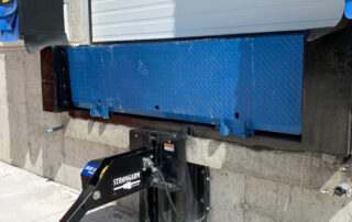 Blue Giant Electric hook vehicle restraint HVR303, hydraulic elevating dock leveler plate, steel face dock bumpers